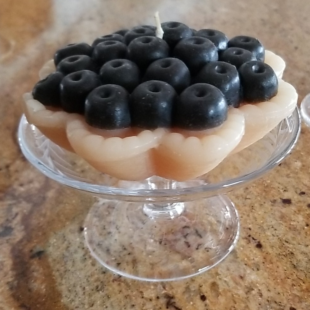 Strawberry & Blueberry Pie Candles & Glasses Set - Picture 2 of 14